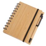 Libreta de bambú con lapicera 16x12,5cm